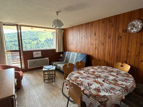 Apartment Besse-et-Saint-Anastaise-Super Besse, 2 bedrooms, 8 persons - photo_1011687867804