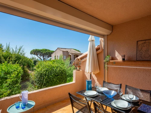 Apartment Sainte-Maxime, studio flat, 4 persons - photo_15776797870