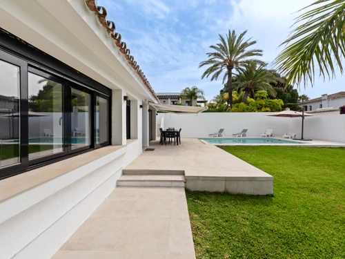 Villa San Pedro de Alcántara, 4 bedrooms, 8 persons - photo_1011886833828