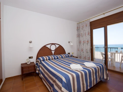 Apartment Pals, 3 bedrooms, 6 persons - photo_1011866174782