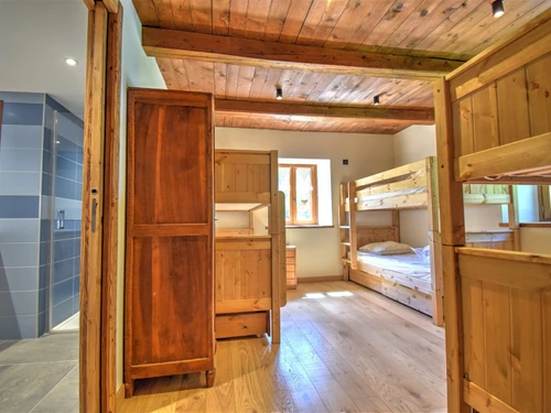 Chalet Morzine, 6 bedrooms, 16 persons - photo_1011807945811