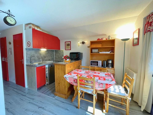 Studio Les Menuires, studio flat, 4 persons - photo_13783610281