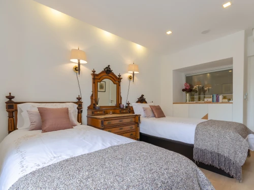 Apartment Lisbon, 2 bedrooms, 4 persons - photo_1011904059778