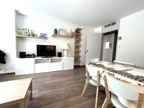 Apartment La Salle-les-Alpes, 1 bedroom, 6 persons - photo_11561197621