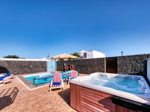 Villa Playa Blanca, 5 pièces, 8 personnes - photo_1011713115414