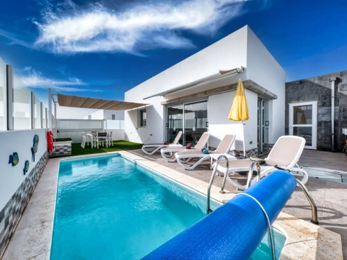 Villa Playa Blanca, 3 bedrooms, 6 persons - photo_1011713120458