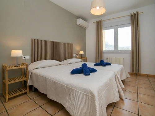 Ferienhaus Calp, 4 Schlafzimmer, 8 Personen - photo_15681157600