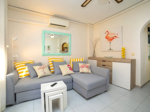 Ferienwohnung Calp, 2 Schlafzimmer, 4 Personen - photo_17255409320