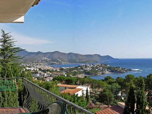 Apartment Llançà, 2 bedrooms, 4 persons - photo_19387334513