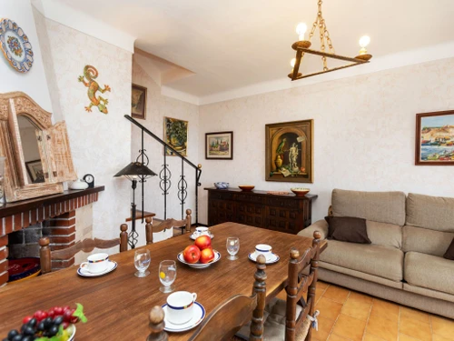 Apartment Llançà, 2 bedrooms, 4 persons - photo_19387334513