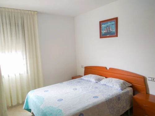 Apartment Benicarló, 2 bedrooms, 4 persons - photo_17596838055