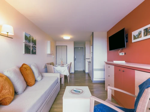 Apartment Saint-Raphaël, 2 bedrooms, 6 persons - photo_17558340546