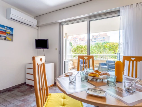 Appartement Hyères, 1 pièce, 4 personnes - photo_17642945348