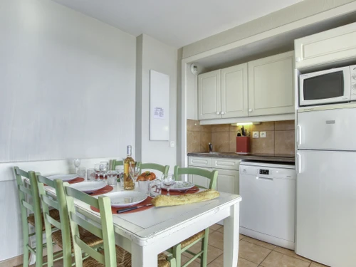 Apartment Six-Fours-les-Plages, 2 bedrooms, 5 persons - photo_14083500624