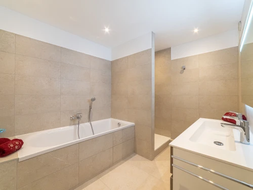 Ferienwohnung Hyères, 2 Schlafzimmer, 6 Personen - photo_1011606720168