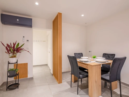 Apartment Sainte-Maxime, 2 bedrooms, 4 persons - photo_1011741228537