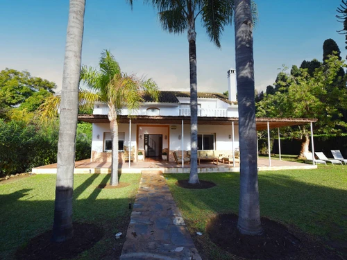 Villa San Pedro de Alcántara, 3 bedrooms, 6 persons - photo_1011914577181