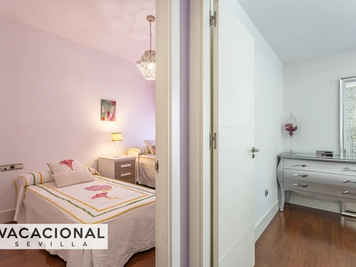 Apartamento Sevilla, 2 dormitorios, 4 personas - photo_1011830383840