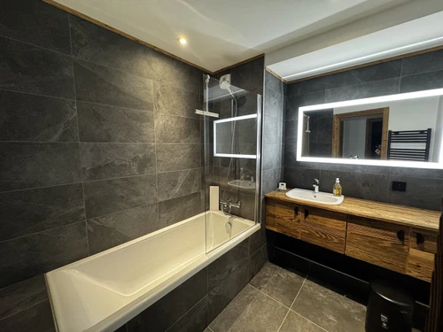 Apartment Les Carroz d'Araches, 4 bedrooms, 8 persons - photo_18796033282