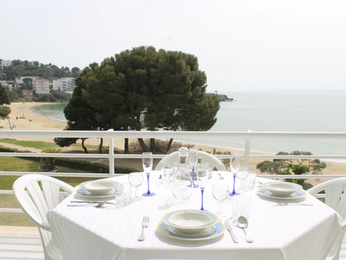 Apartment Roses, 2 bedrooms, 6 persons - photo_18949191234