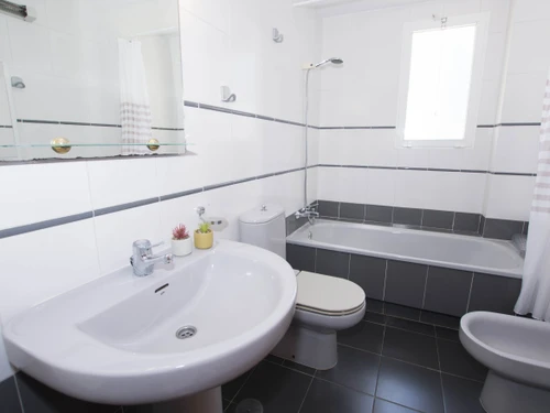 Ferienwohnung Calp, 2 Schlafzimmer, 4 Personen - photo_1011919891886