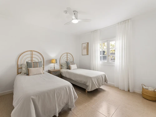 Bungalow Puerto del Carmen, 2 bedrooms, 4 persons - photo_1011920893244