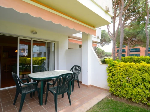 Apartment Pals, 2 bedrooms, 4 persons - photo_1011923812338