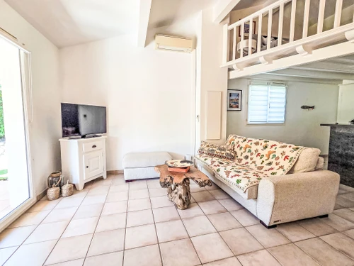 Villa Roquebrune-sur-Argens, 2 bedrooms, 4 persons - photo_1011929057680