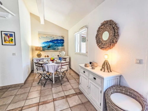 Villa Roquebrune-sur-Argens, 2 bedrooms, 4 persons - photo_1011929057680