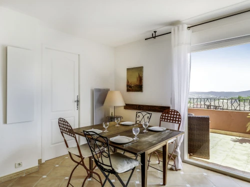 Apartment Roquebrune-sur-Argens, 2 bedrooms, 4 persons - photo_1024478397