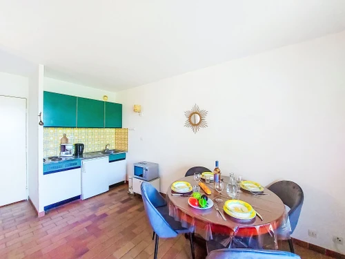 Apartment Saint-Cyr-sur-mer- La Madrague, studio flat, 4 persons - photo_1011929131094