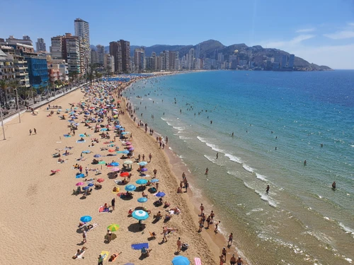 Ferienwohnung Benidorm, 3 Schlafzimmer, 8 Personen - photo_1011932199274