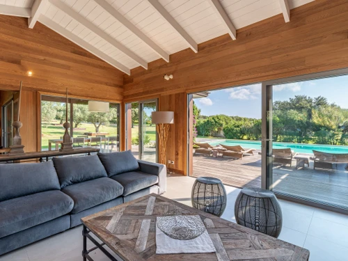 Villa Bonifacio, 4 bedrooms, 10 persons - photo_16470345206