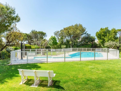 Apartment Saint-Aygulf, studio flat, 2 persons - photo_17509957183