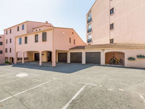 Apartment Saint-Aygulf, studio flat, 2 persons - photo_17509957183