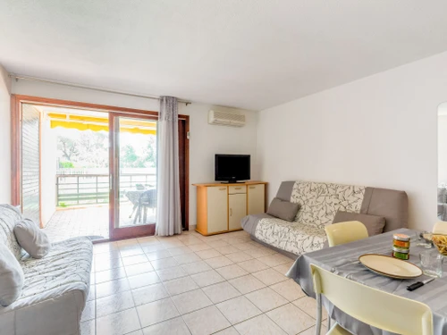 Apartment Saint-Aygulf, studio flat, 2 persons - photo_17509957183