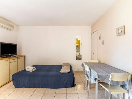 Apartment Saint-Aygulf, studio flat, 2 persons - photo_17509957183