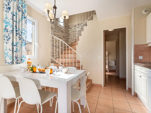 Apartment Six-Fours-les-Plages, 2 bedrooms, 5 persons - photo_14093677709