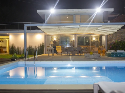 Villa Vieira do Minho, 4 Schlafzimmer, 8 Personen - photo_1011875035907