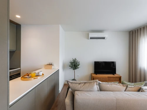 Apartment Porto, 2 bedrooms, 5 persons - photo_1011943029629