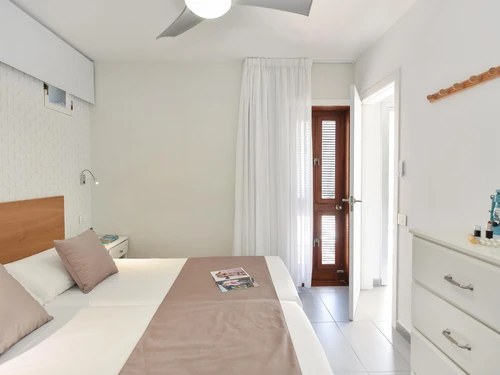 Apartment San Bartolomé de Tirajana, 2 bedrooms, 4 persons - photo_1011873926680