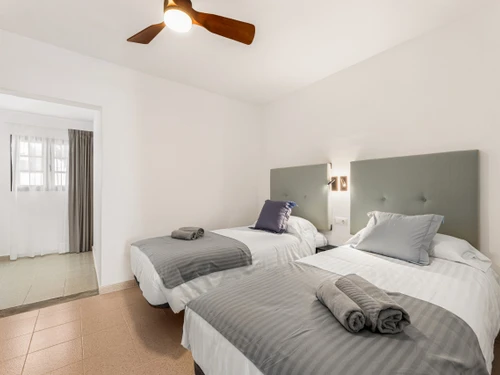 Apartment San Bartolomé, 2 bedrooms, 4 persons - photo_1011873936467