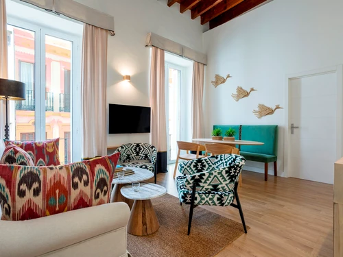Apartamento Sevilla, 2 dormitorios, 5 personas - photo_1011873832713