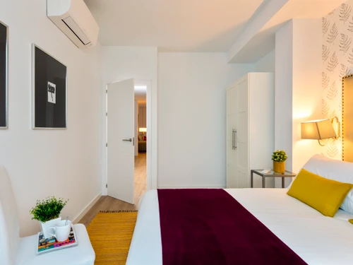 Apartamento Sevilla, 2 dormitorios, 4 personas - photo_1011873888783