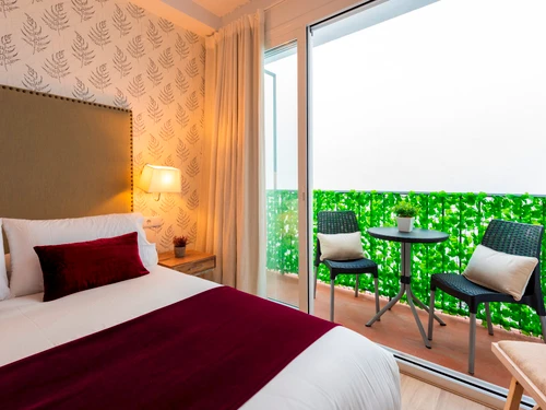 Apartamento Sevilla, 2 dormitorios, 4 personas - photo_1011873888783