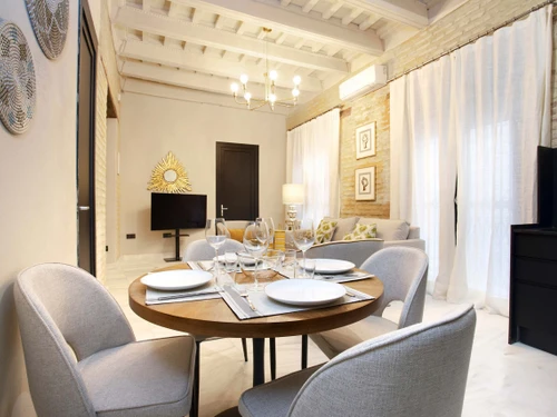 Apartamento Sevilla, 2 dormitorios, 5 personas - photo_1011873905847