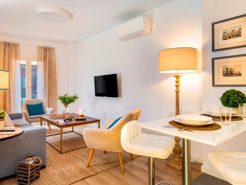 Apartamento Sevilla, 2 dormitorios, 4 personas - photo_1011873856484