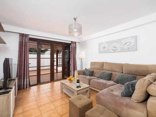 Villa Puerto del Carmen, 4 bedrooms, 9 persons - photo_1011874314212