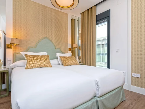 Apartamento Sevilla, 2 dormitorios, 4 personas - photo_1011874114754