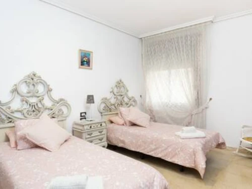 Apartment Santa Cruz de Tenerife, 5 bedrooms, 9 persons - photo_1011874252702